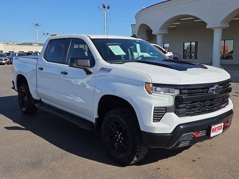 Used 2024 Chevrolet Silverado 1500 LT Trail Boss w/ Protection Package image 5