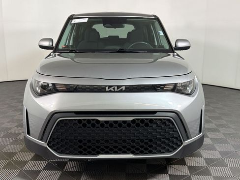 Used 2024 Kia Soul LX w/ Option Group 015 FWD image 5