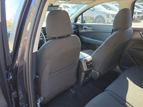 New 2026 Kia Sportage LX image 16
