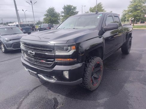 Used 2017 Chevrolet Silverado 1500 LT w/ All Star Edition AWD/4WD image 33
