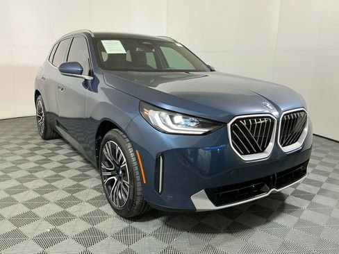 Used 2025 BMW X3 xDrive30i w/ Convenience Package AWD/4WD image 4