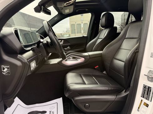 Used 2020 Mercedes-Benz GLE 350 4MATIC w/ Premium Package image 42