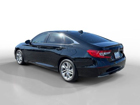 Used 2018 Honda Accord LX image 3