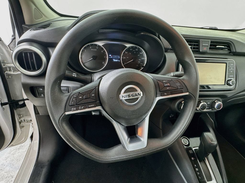 Used 2020 Nissan Versa S FWD image 12