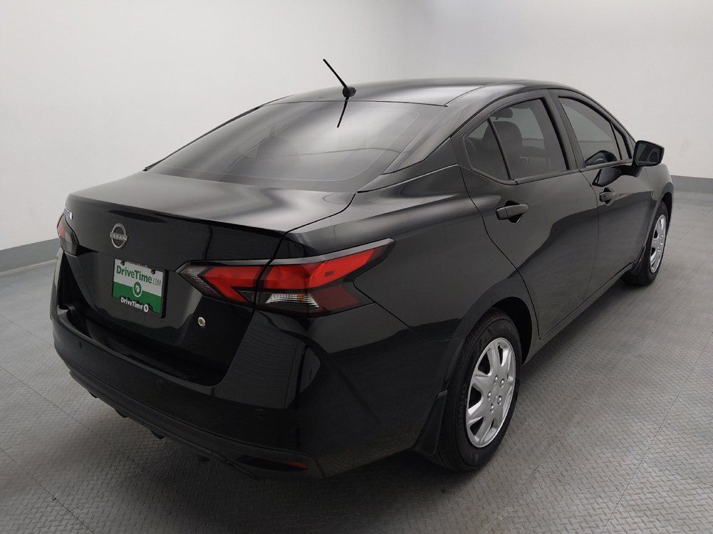 Used 2025 Nissan Versa S w/ Trunk Package FWD image 9