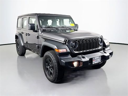 Used 2025 Jeep Wrangler Sport image 10