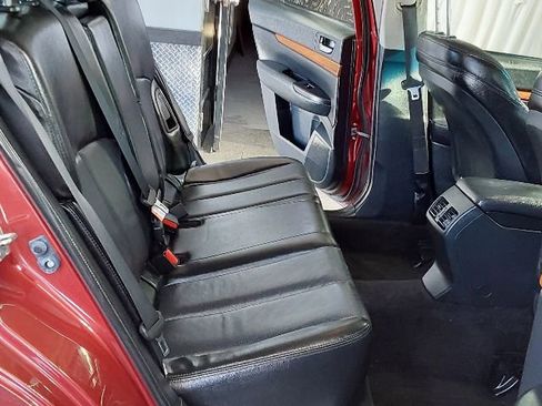 Used 2013 Subaru Outback 2.5i Limited w/ Moonroof Pkg image 17