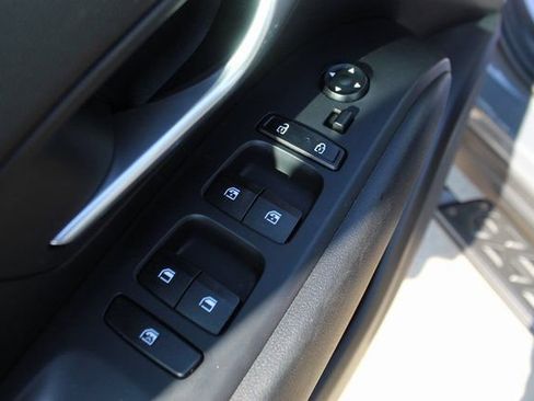 Used 2024 Hyundai Santa Cruz Night image 11