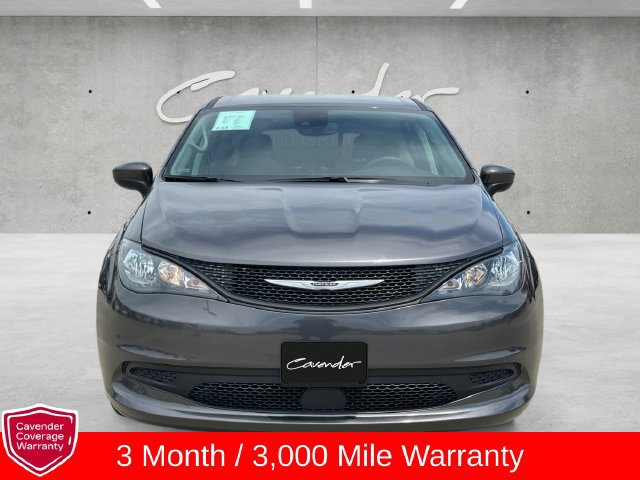 Used 2023 Chrysler Voyager LX FWD image 18