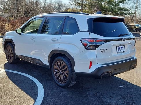 Used 2025 Subaru Forester Sport image 4