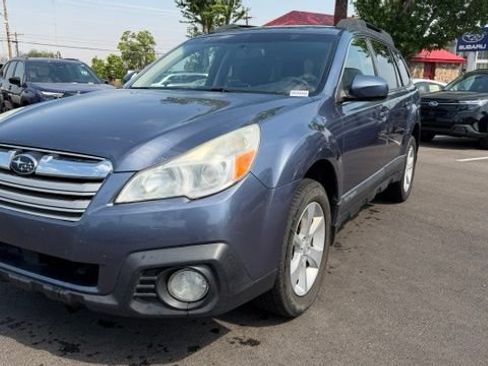 Used 2013 Subaru Outback 2.5i Premium AWD/4WD image 5