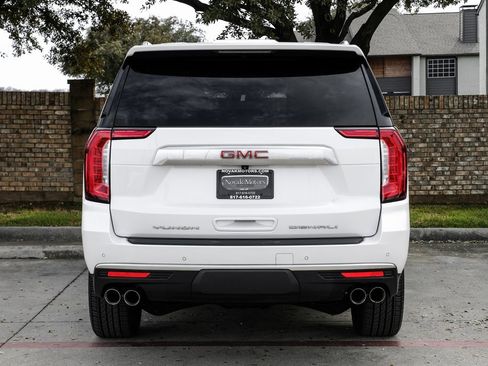 Used 2022 GMC Yukon XL Denali image 14