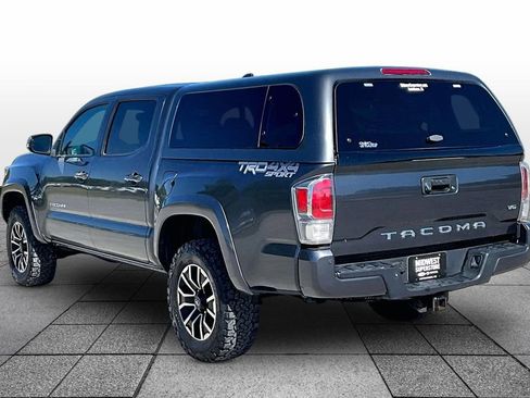 Used 2021 Toyota Tacoma TRD Sport w/ TRD Premium Sport Package AWD/4WD image 10