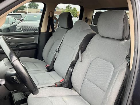 Used 2019 RAM 1500 Big Horn AWD/4WD image 19