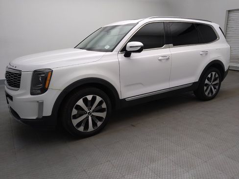 Used 2021 Kia Telluride S FWD image 2