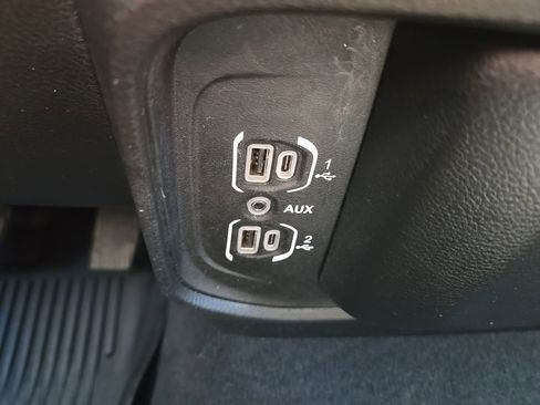 Used 2019 RAM 1500 Tradesman AWD/4WD image 17