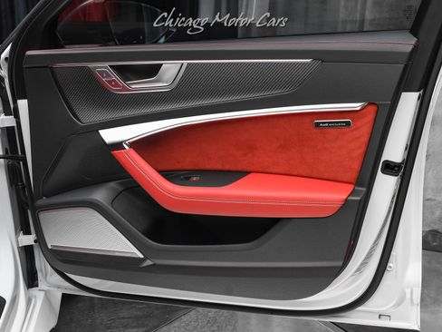 Used 2024 Audi RS 6 performance image 38