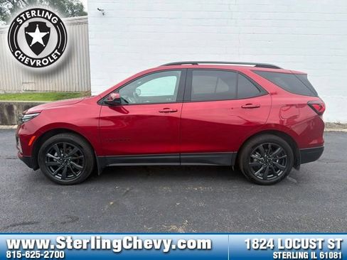 Used 2023 Chevrolet Equinox RS w/ LPO, Floor Liner Package AWD/4WD image 6