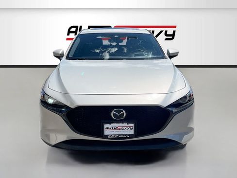 Used 2022 MAZDA MAZDA3 s FWD image 2