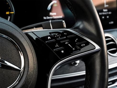 Used 2022 Mercedes-Benz E 350 Sedan image 17