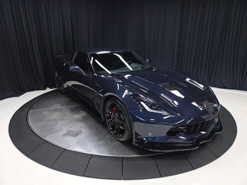 Used 2016 Chevrolet Corvette Stingray Coupe w/ 2LT Preferred Equipment Group RWD image 7