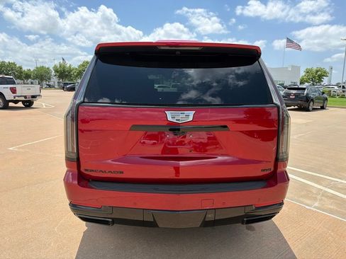 Certified 2026 Cadillac Escalade Platinum Sport w/ LPO, ONYX Package AWD/4WD image 3