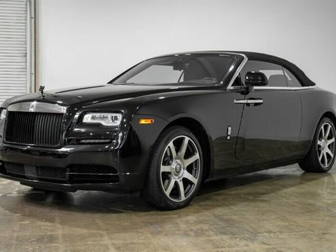 Used 2016 Rolls-Royce Dawn image 5