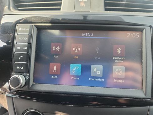 Used 2019 Nissan Sentra S image 22