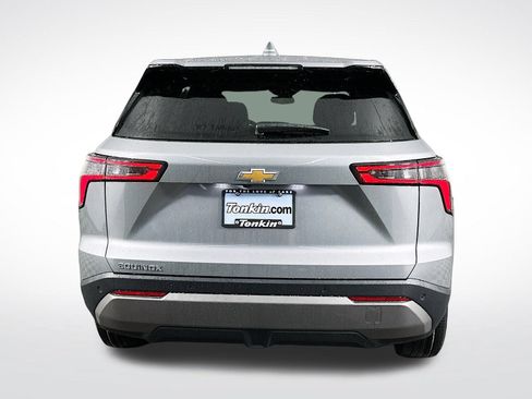 Used 2026 Chevrolet Equinox LT FWD image 7