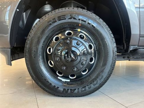 New 2026 RAM 3500 Limited image 10