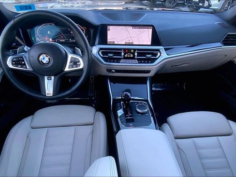 Used 2019 BMW 330i xDrive Sedan w/ M Sport Package image 16