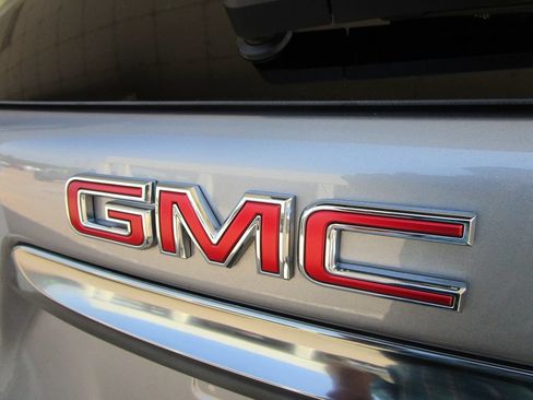 Used 2024 GMC Terrain AT4 AWD/4WD image 16