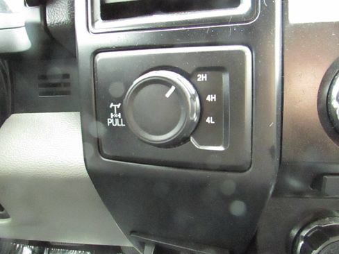 Used 2018 Ford F150 XL w/ Equipment Group 101A Mid image 13