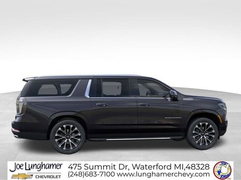 New 2026 Chevrolet Suburban High Country w/ Sun And Tow Package image 5