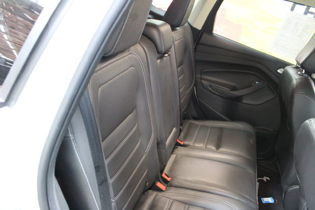 Used 2019 Ford Escape SEL AWD/4WD image 9
