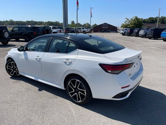 Used 2024 Nissan Sentra SR FWD image 6
