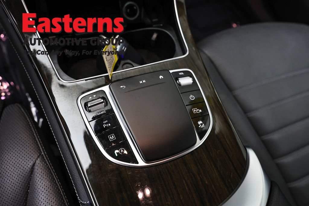 Used 2021 Mercedes-Benz GLC 300 4MATIC w/ Multimedia Package image 22