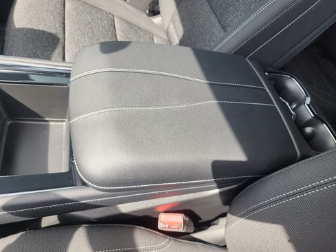 New 2025 Chevrolet Traverse LT w/ Driver Confidence Package image 36