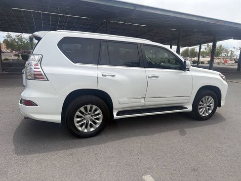 Used 2017 Lexus GX 460 Premium AWD/4WD image 13