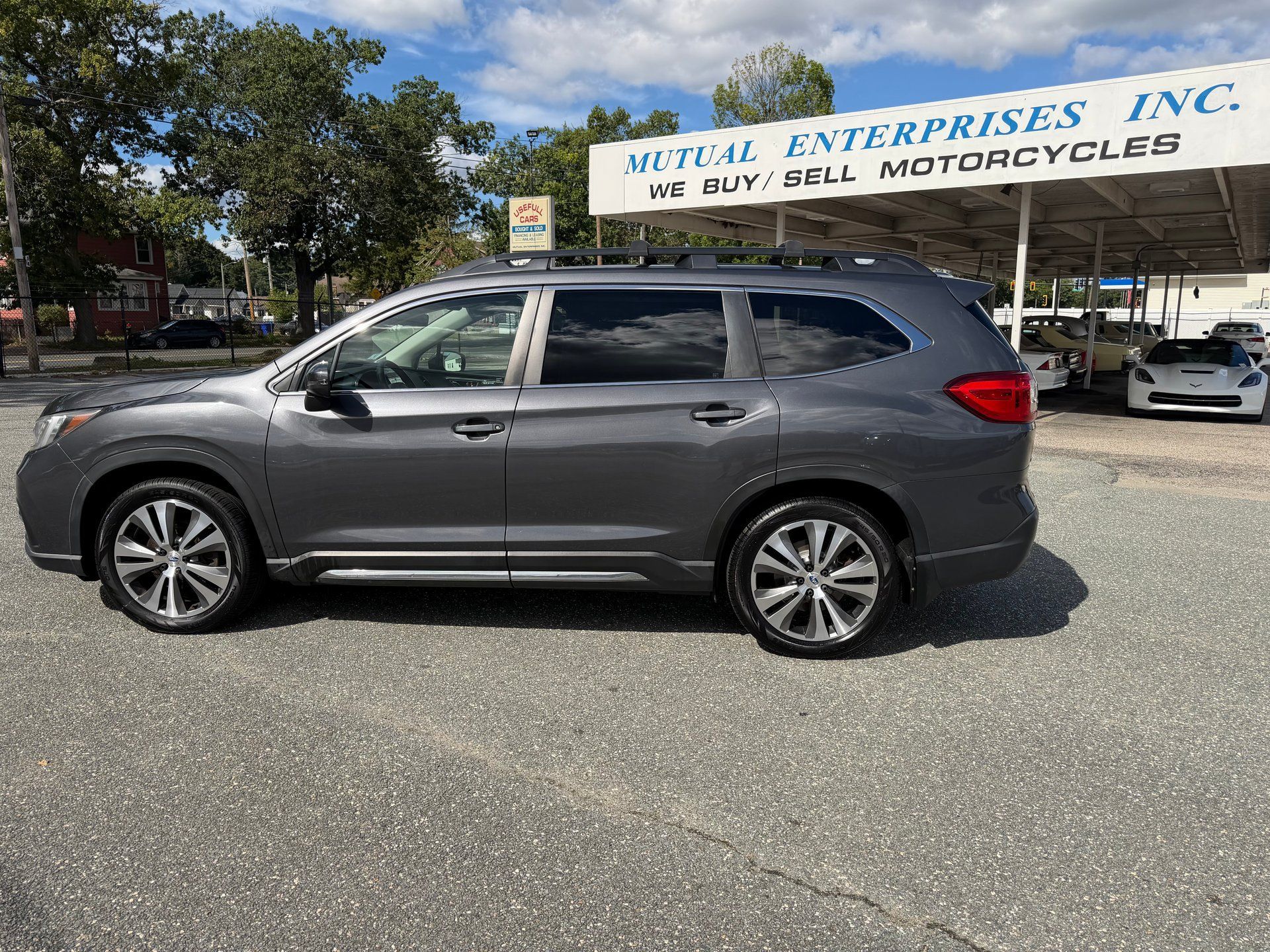 Used 2020 Subaru Ascent Limited w/ Technology Package AWD/4WD image 3