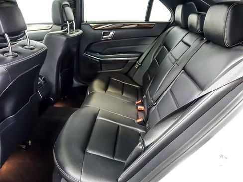 Used 2014 Mercedes-Benz E 350 4MATIC Sedan image 15