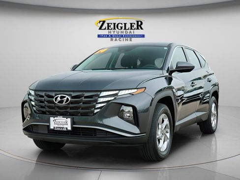 Certified 2024 Hyundai Tucson SE AWD/4WD image 3