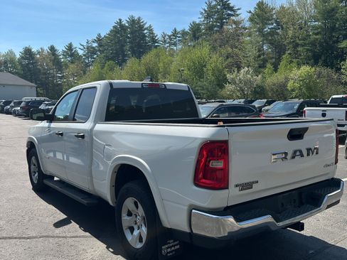 Used 2025 RAM 1500 Big Horn AWD/4WD image 7