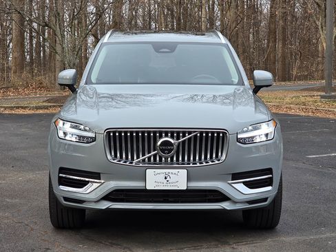Used 2024 Volvo XC90 T8 Plus image 9