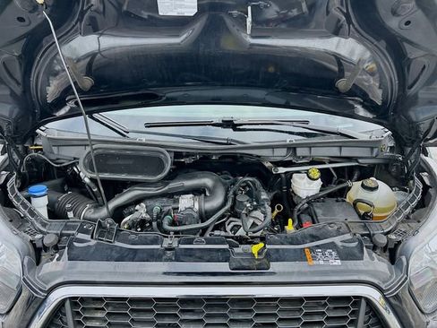 Certified 2023 Ford Transit 350 XLT image 31