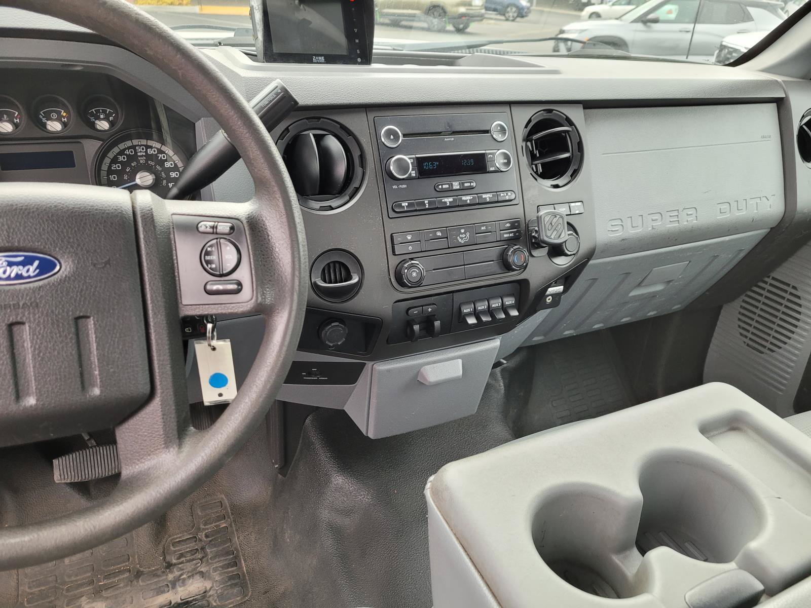 Used 2016 Ford F550 2WD Regular Cab Super Duty image 12