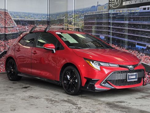 Used 2021 Toyota Corolla SE image 1