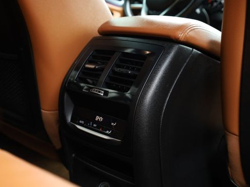 Used 2018 BMW X3 xDrive30i image 14