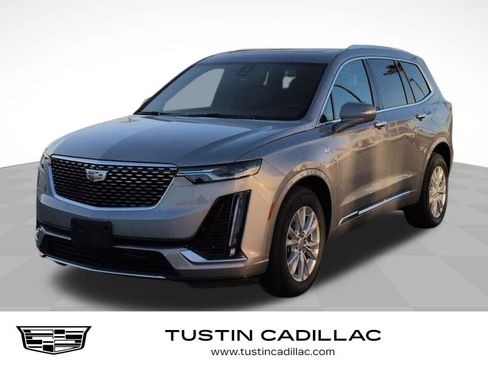 Used 2025 Cadillac XT6 Luxury image 1