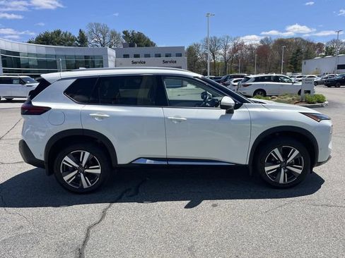 Used 2023 Nissan Rogue SL w/ SL Premium Package AWD/4WD image 3